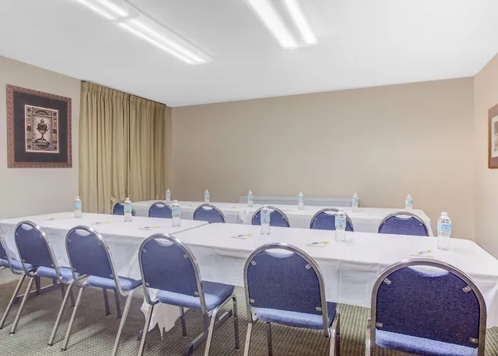 Days Inn By Wyndham Dublin Ga